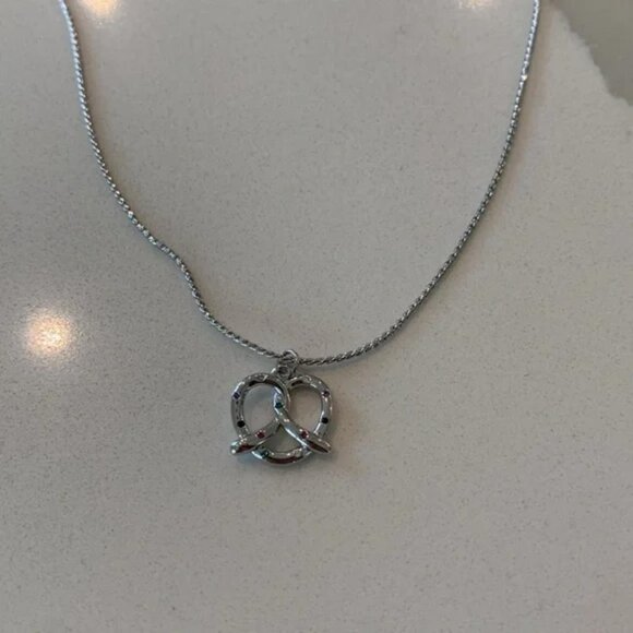 The Anne Pride rainbow multicolor s925 sterling silver pretzel necklace - Picture 3 of 4